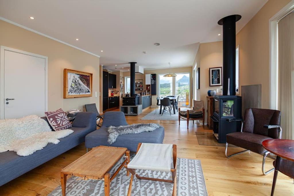 Amazing Seaview Lodge, Kabelvåg Екстериор снимка